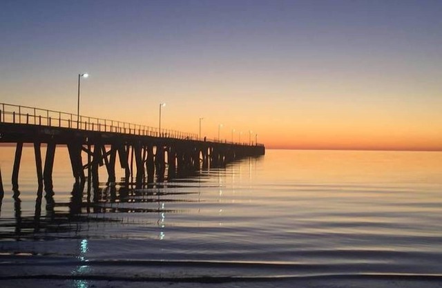 Jewel of the South Beachfront Holiday Rental - Tumby Bay