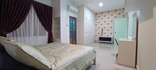 JMKT Homestay Bandar Seri Alam 9-10pax
