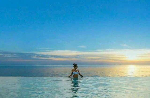 Johnny Nguyen - Victor Condotel Mui Ne