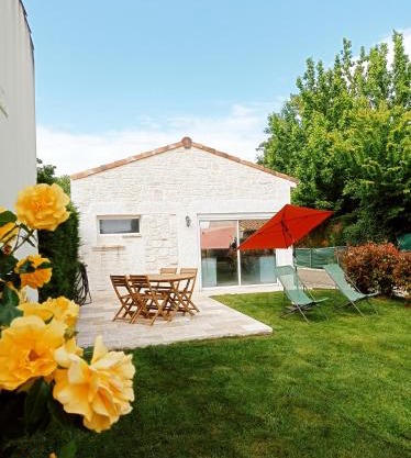Joli gîte indépendant au calme tout confort wifi climatisation draps et serviettes incluses parking gratuit