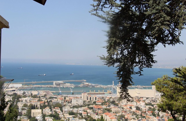 Julin place-unique house in haifa