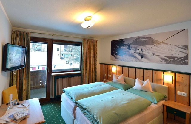 Juniorsuite mit Bad 31 m² - Hotel Felsenhof Garni