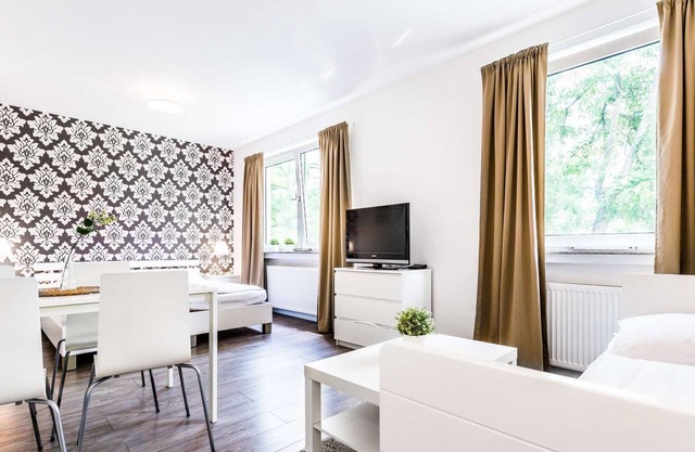 K61 modern apartment in a central location for 3 people in Cologne Höhenberg with W-LAN