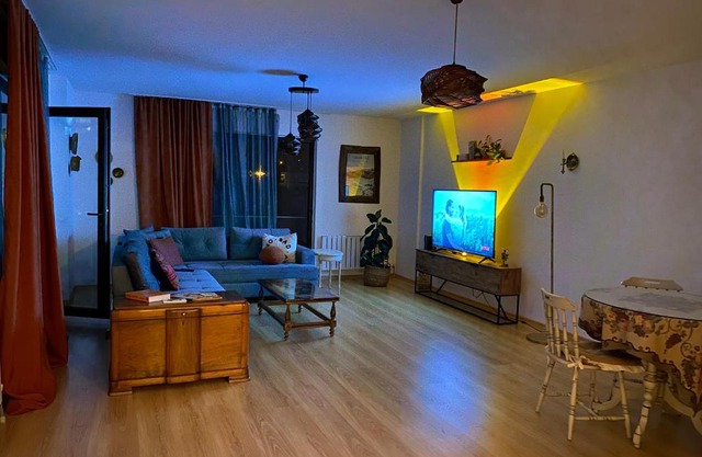 Kaşüstünde merkezi kiralık daire