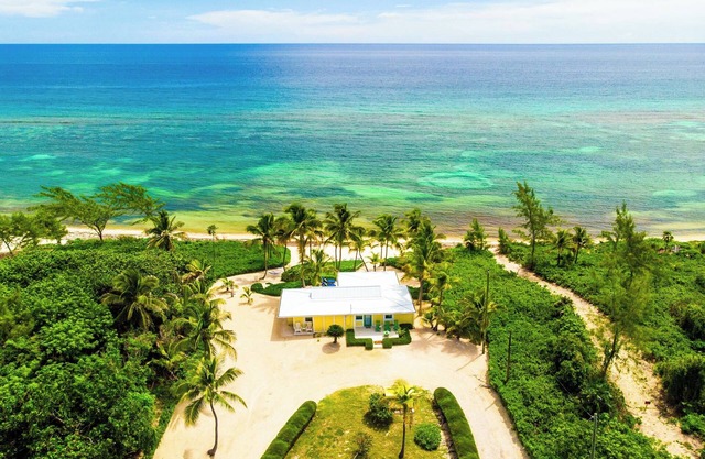 Kai Tana: Cozy Rum Point Cottage on Wide Sandy Beach w/Awesome Snorkeling!