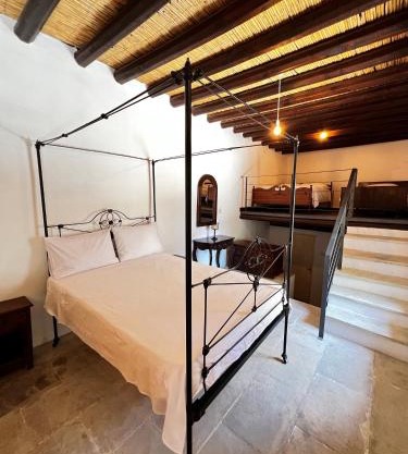 Kaizer Suites