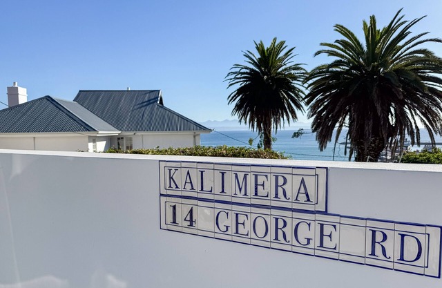 Kalimera Beach House MosselbaynWalking distance to beach, stunning sea views