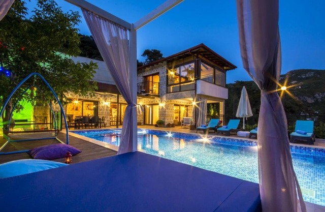 KALKAN İSLAMLAR MH.EŞSİZ DOĞA VE DENİZ MANZARALI