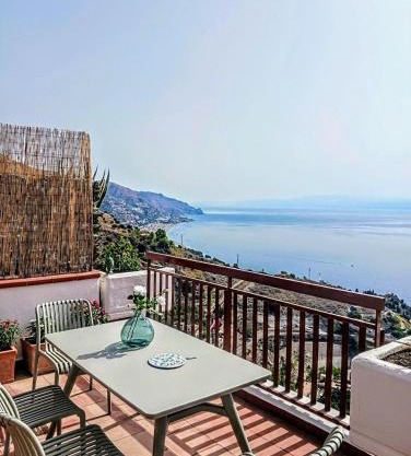Kalma Taormina
