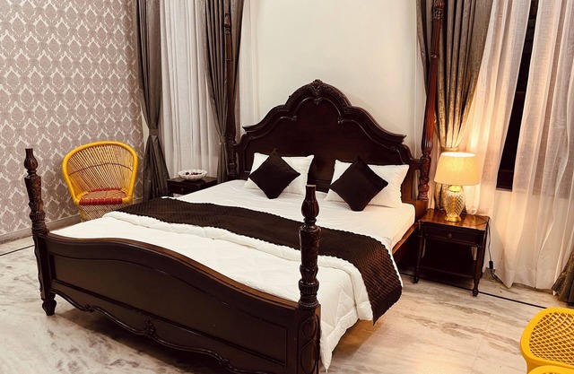 Karnı kripanA humble abode in city centre of udaipur the city of lakes