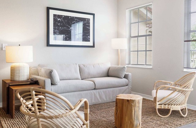 Kasa | Cozy 2BD + Pet Friendly | Wellington