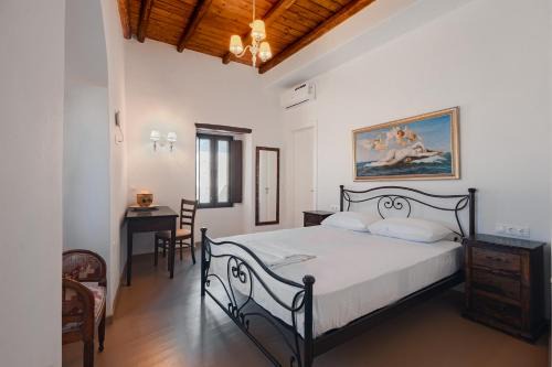 Katharsis Palace 15th Century Art Hotel at Naxos Old Town II