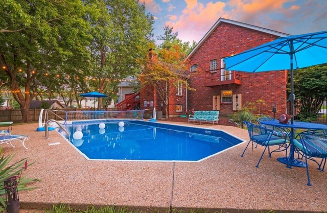 KC Backyard Vacation