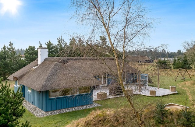 "Kenny" - 1.2km from the sea by Interhome