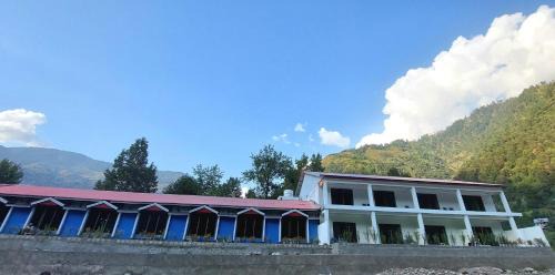 Keran Retreat