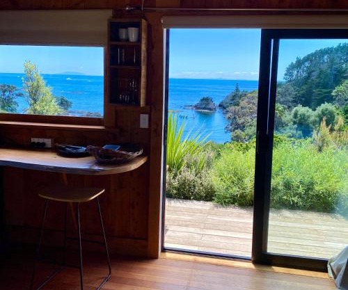 Kereru Cabin - Spectacular seaviews, Glamping Eco adventure
