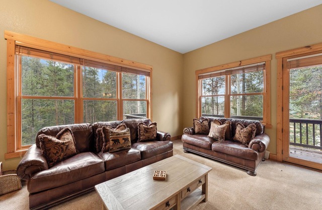 Keystone Condo Only 2 Mins from Slopes & River Run, Treed Views from Balcony!