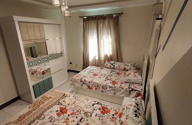 Khaled beautiful home for 6 persons Near to City stars mall and Tivoli plaza