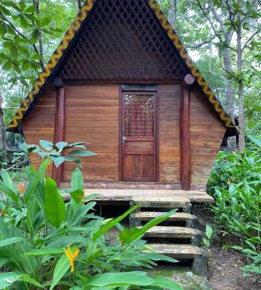 Khu du lịch sinh thái Bản Đôn