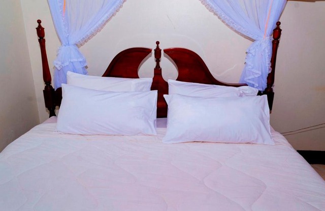 Kijungu Hill Hotel Hoima
