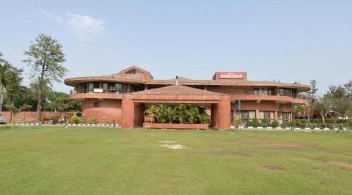 Kingfisher Tourist Resort, Ambala