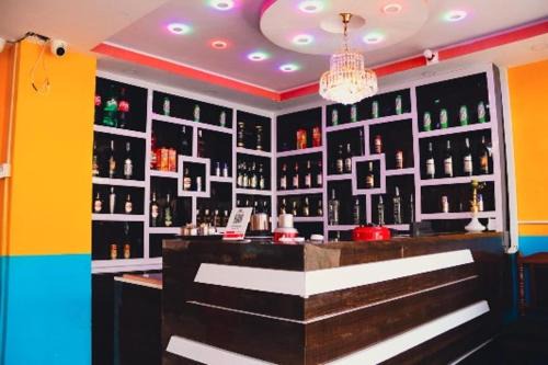 kings hotel and lodge