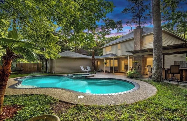 Kingwood Retreat w/Pool, Spa & Game Room in the Tranquil Livable Forest