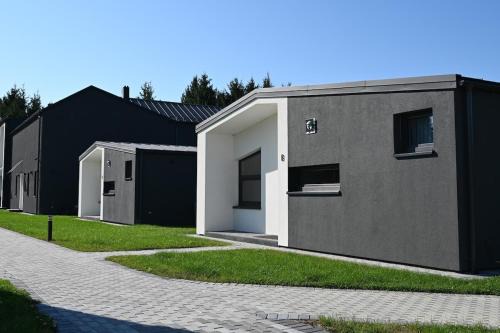 Kintų Perlas Vila keturiems IX