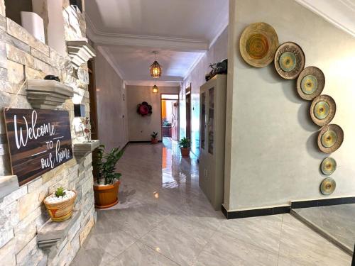 Kirungi Vacation Homes - Large Bamboo Studio room with access to top roof