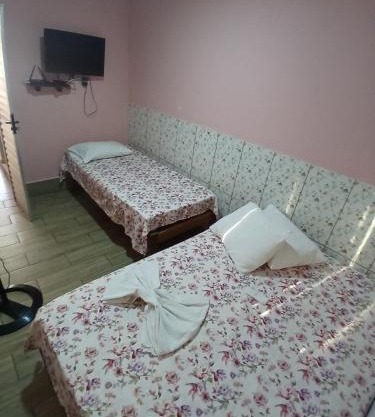 kitnet pé na areia reservado por sayonara