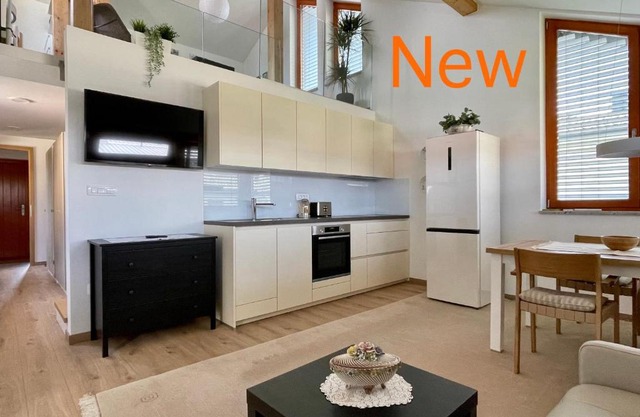 Klinar - Attractive new two-story apartment