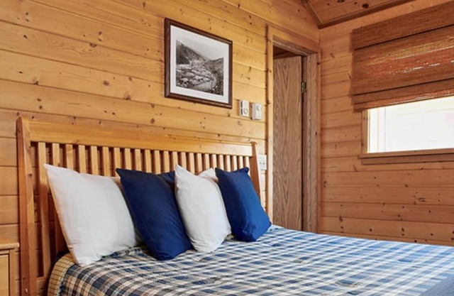 Klondike Kate's Cabins