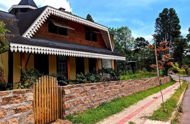 KolonieBurg - Castelinho da Colônia em meio a Natureza