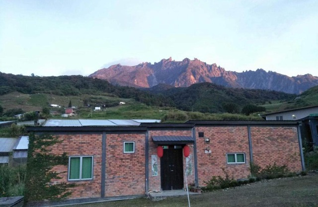 KOMOWANAN HOMESTAY
