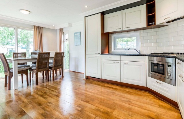 ✓ Koningsgloed at Park Westerkogge ✓ Holiday home for 6 people ✓ Located in Berkhout (North Holland) ✓ Waterfront holiday resort ✓ Book directly at the resort