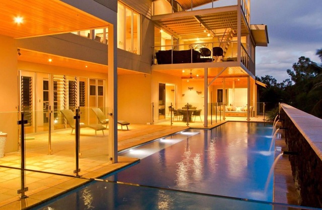 Koolinda by the Bay - Large Holiday Rental Ideal for Groups & Families