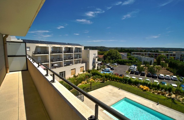 Kosy Aparthotel Campus del Sol Esplanade