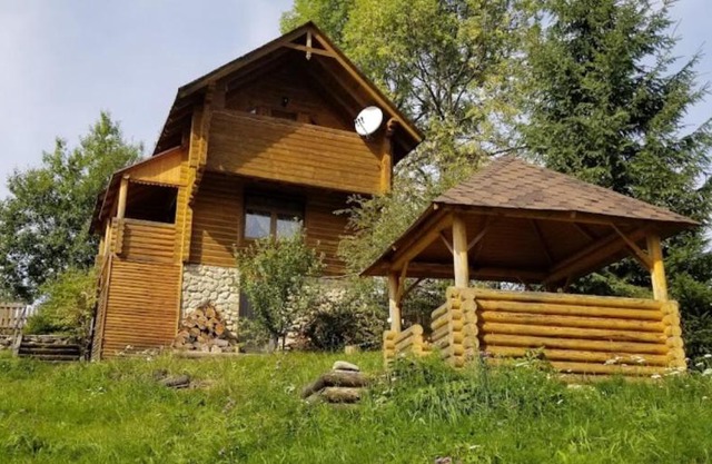 Котедж Яблунька