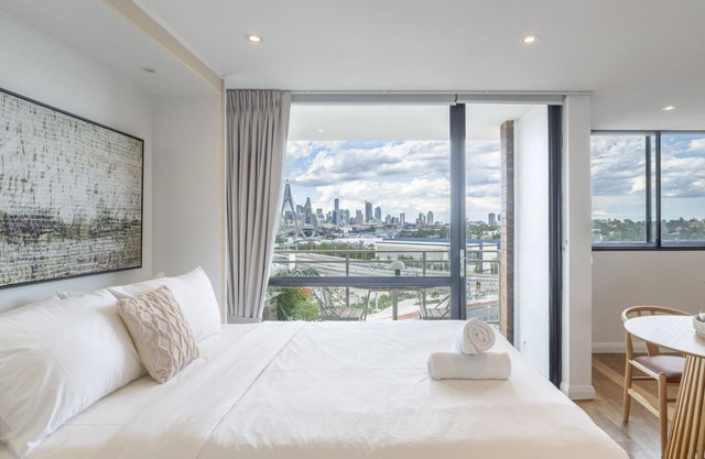 Kozyguru | Rozelle | Bridge View With Carpark