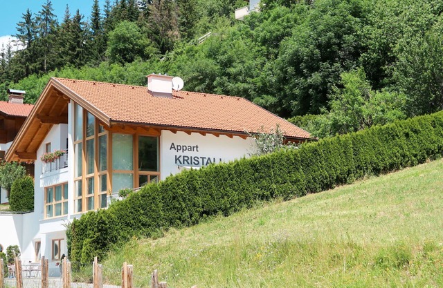 Kristall by Interhome