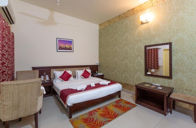 KSTDC Mayura Durg Chitradurga