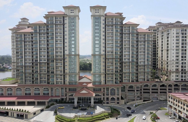 Kuching Riverine Resort