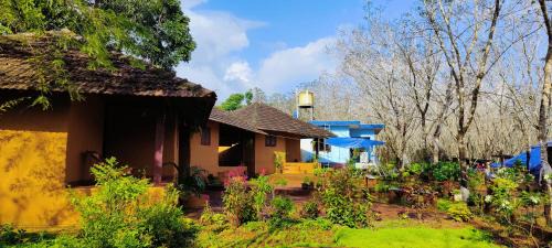 Kudil Mud Cottages, Cheemeni