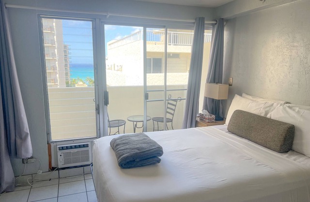 Kuhio Village Ocean View Studio | Private Lanai