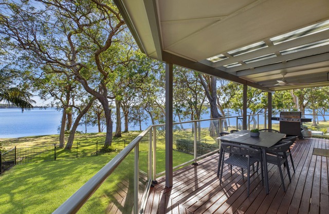 Kullaroo Lakehouse - Waterfront Reserve