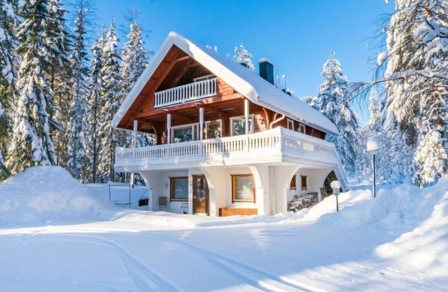 Kulma-alpit A Paritalon Yläk by Interhome