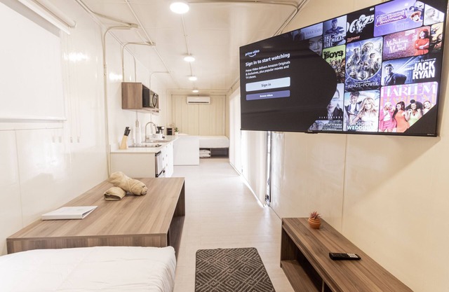 Kuna Wind - Fabulous Container Lofts in Mal Pais!