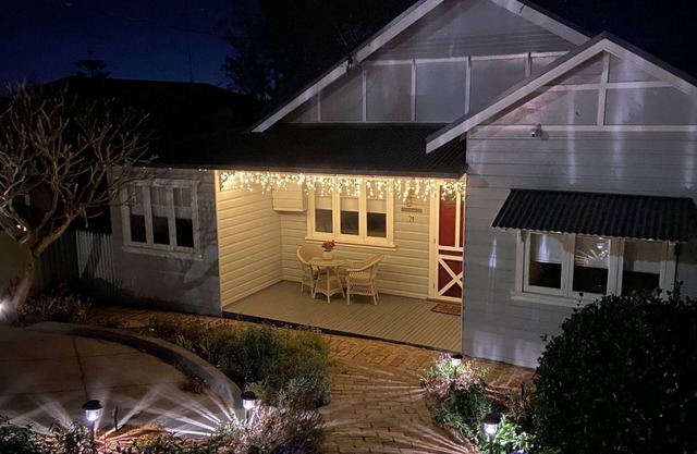 Kurrajong Holiday House - 1 Bedroom apartment