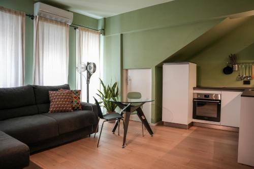 LΛ DIMӨRΛ di KΛMΛ'