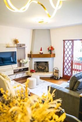 L 11- Apto completo e confortável a 800 m do centrinho - By Hostyn